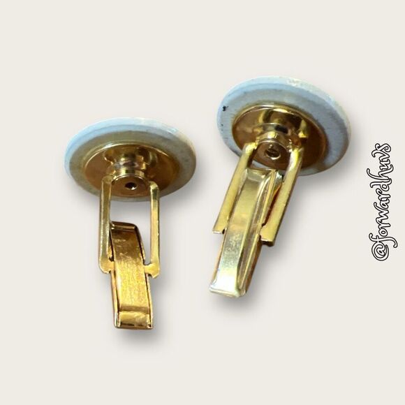 Unique Ceramic Cufflinks Made from Old Faucet Centers - Picture 6 of 11